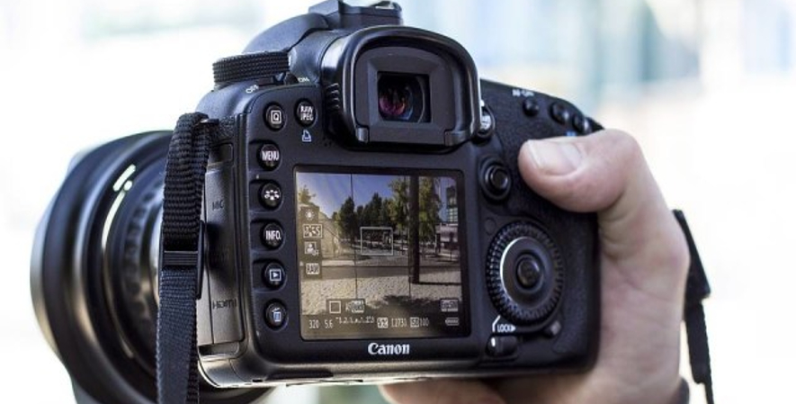 Rekomendasi Kamera yang Bagus untuk Fotografer Pemula_Perawatan Kamera untuk Fotografer Pemula