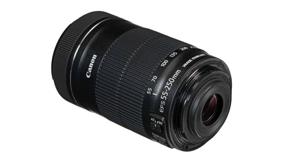 Lensa Canon EF-S 55-250mm F/4-5.6 IS STM dengan Lensa Tele-Zoom Canon Lainnya