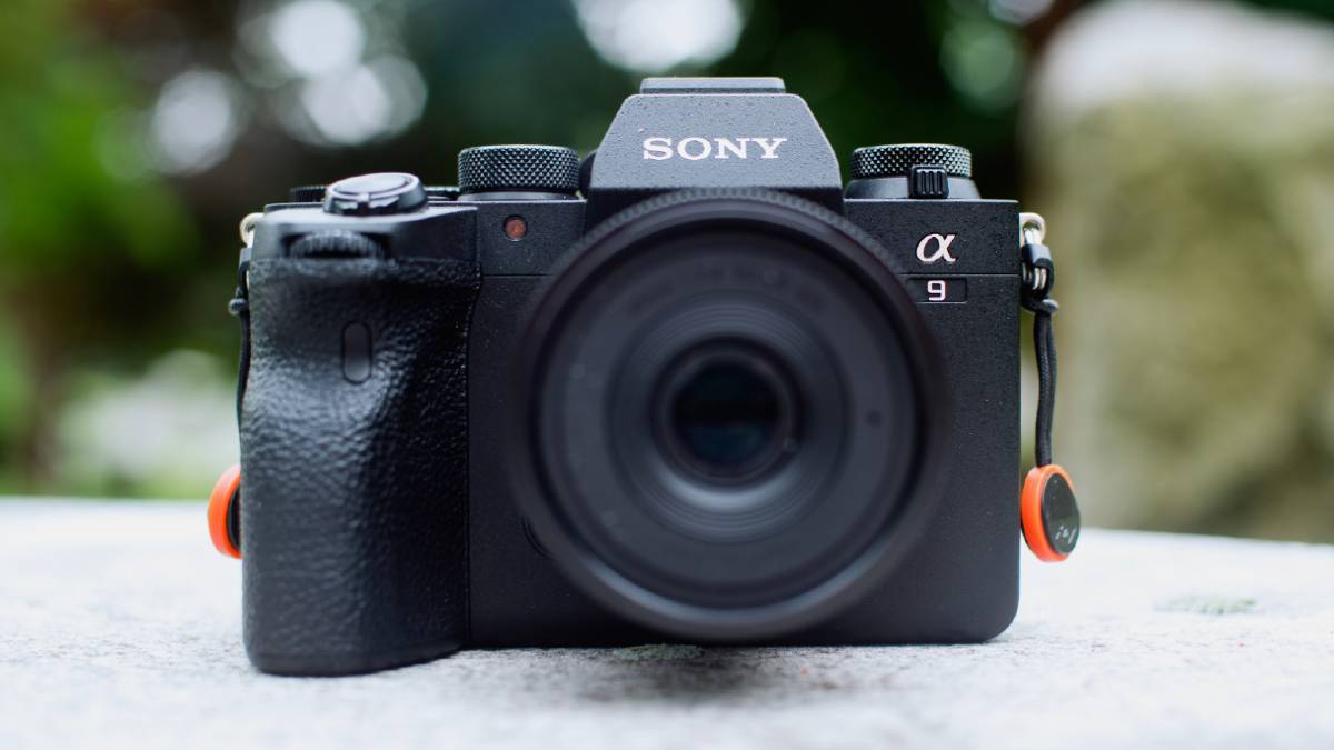 Keunggulan Kamera Sony A9 II Mirrorless Camera: 24.2MP