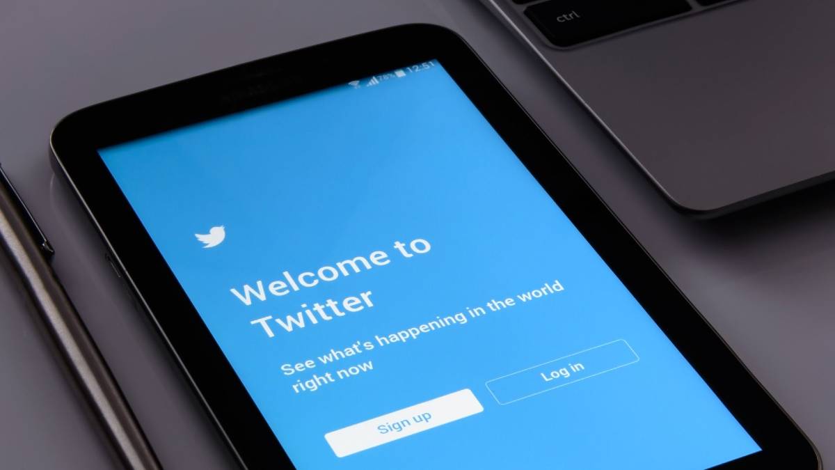 Mengenal Aplikasi Pesaing Twitter yang Menghebohkan
